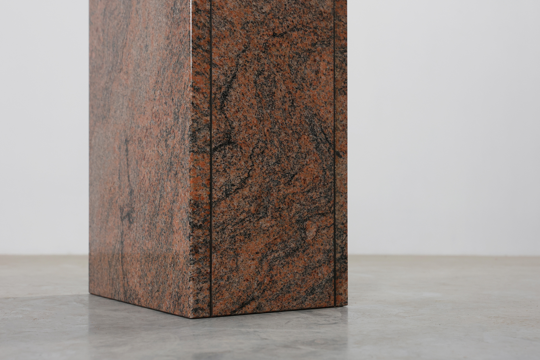 Rectangular red granite pedestal, Belgium, 20th centurythumbnail